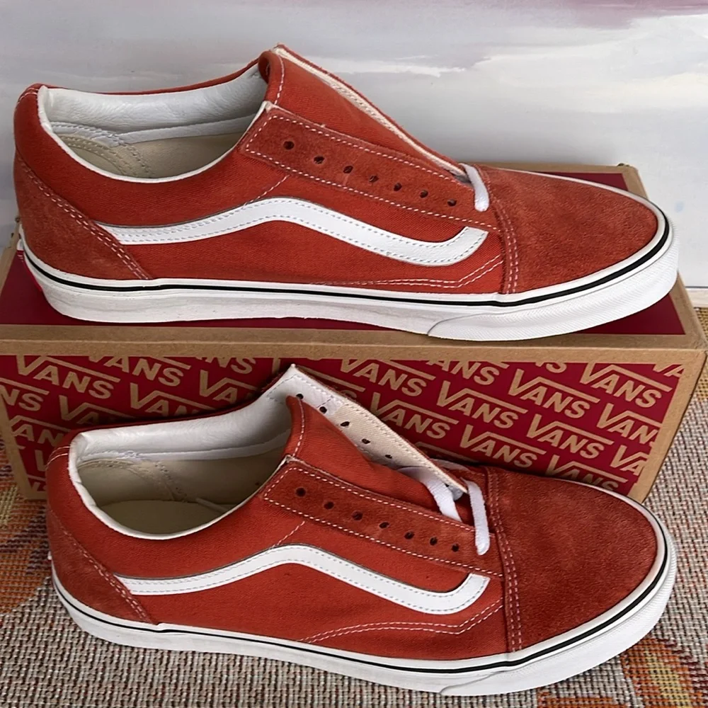 Vans Men’s Old Skool Vr3
Color Theory Burnt Ochre
VN0005UFGWP
Sneakers - Picture 2 of 16